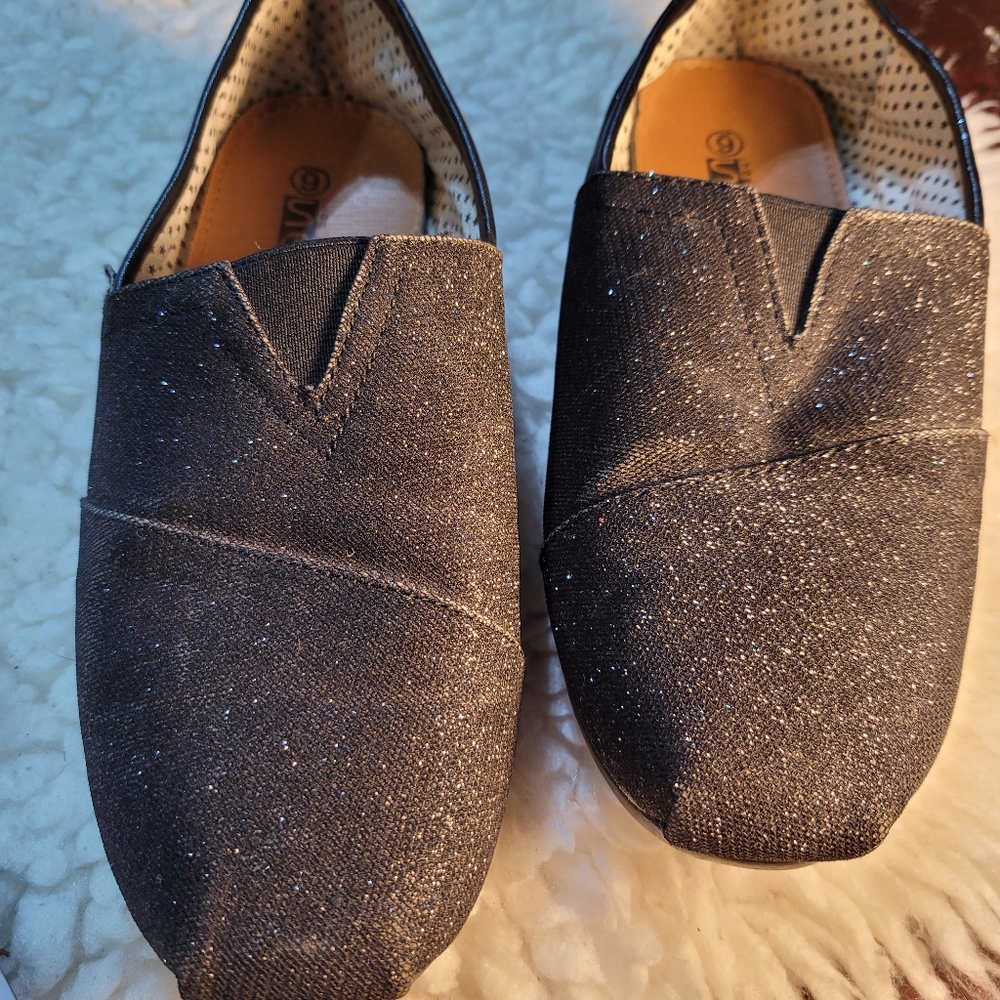 SOS, Shoes of Soul. Size 6. Black, Women's
